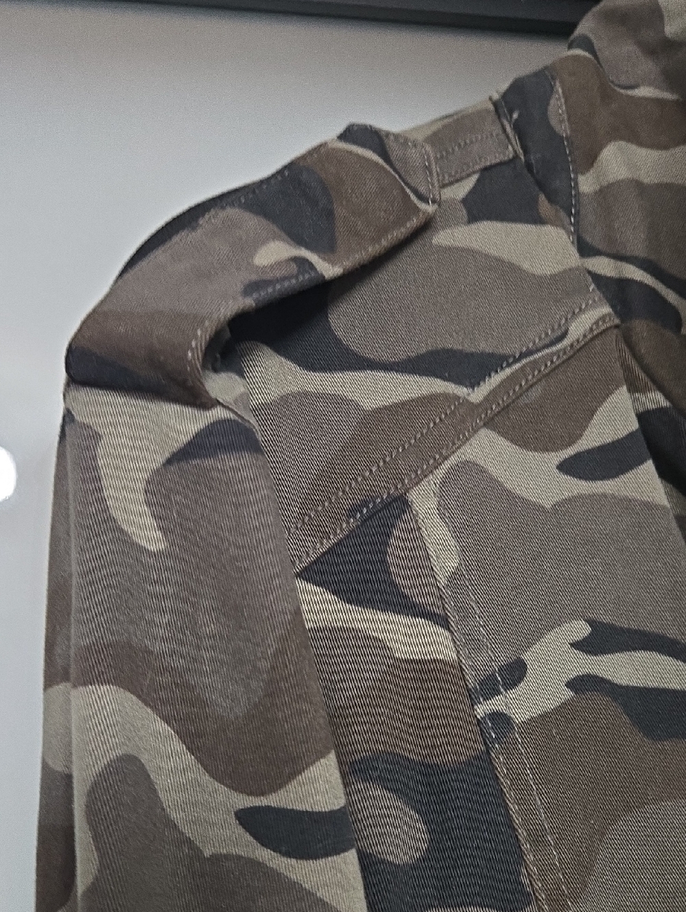 TORRID CAMO JACKET. SZ 3 - Picture 6 of 7